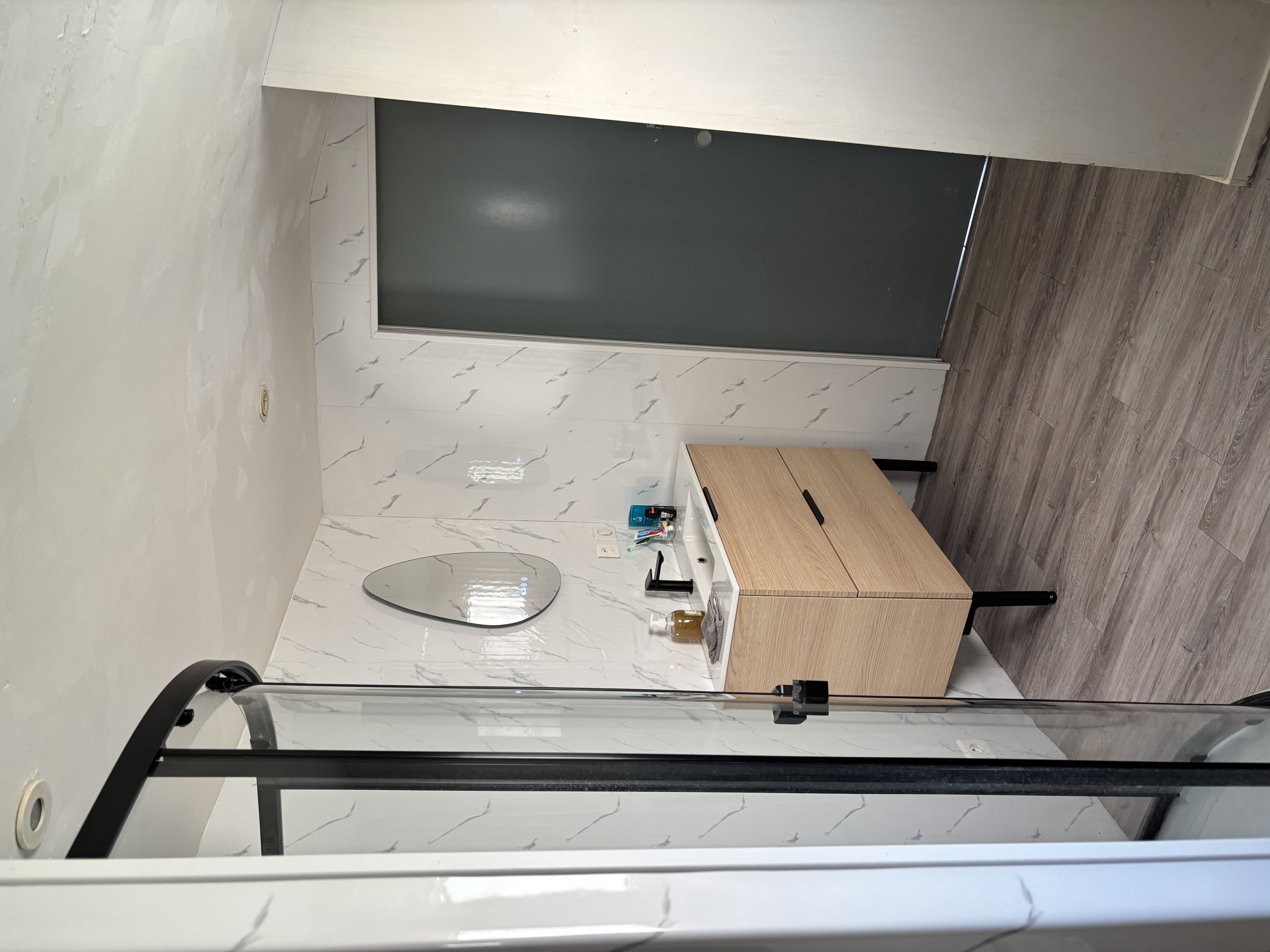 Salle de bain vue 3